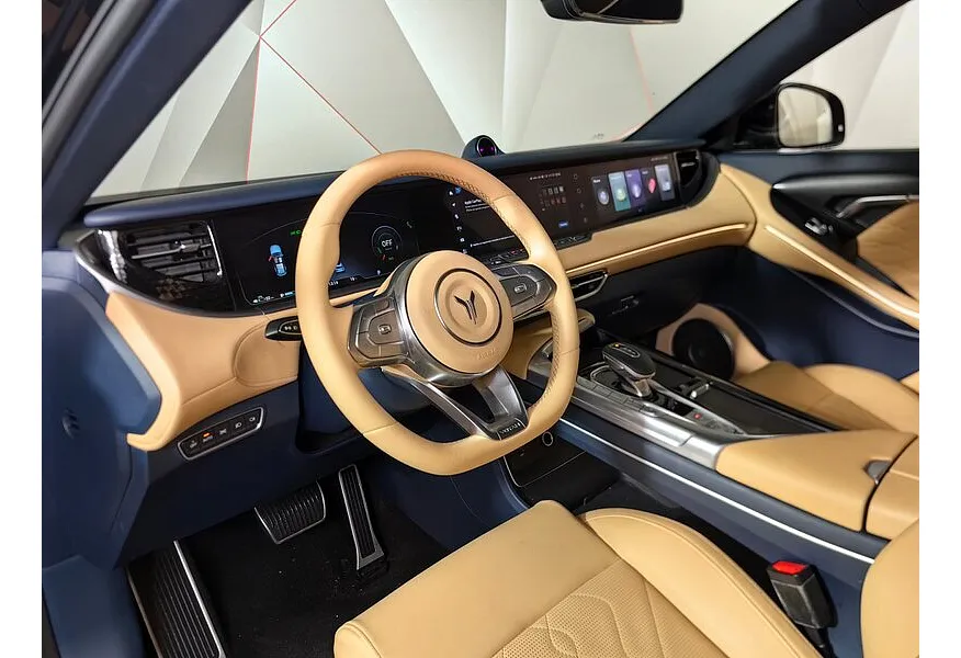 Voyah Free 1.5 AT AWD (694 л.с.) Черный в АВИЛОН. Слайд №18