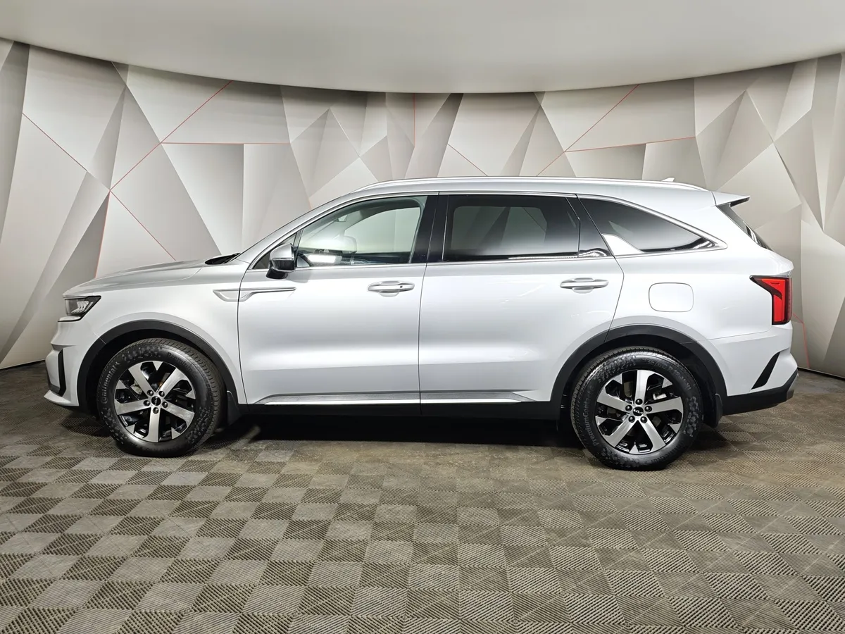 Kia Sorento 2.5 MPI 4WD AT (180 л.с.) Comfort Серый в АВИЛОН. Слайд №5