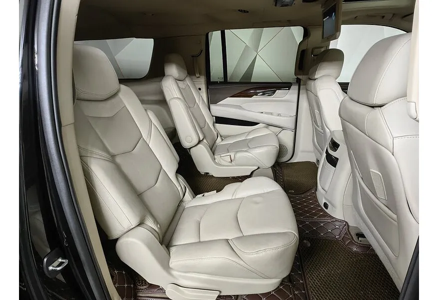 Cadillac Escalade 6.2 V8 АТ 4WD ESV (409 л.с.) Черный в АВИЛОН. Слайд №16