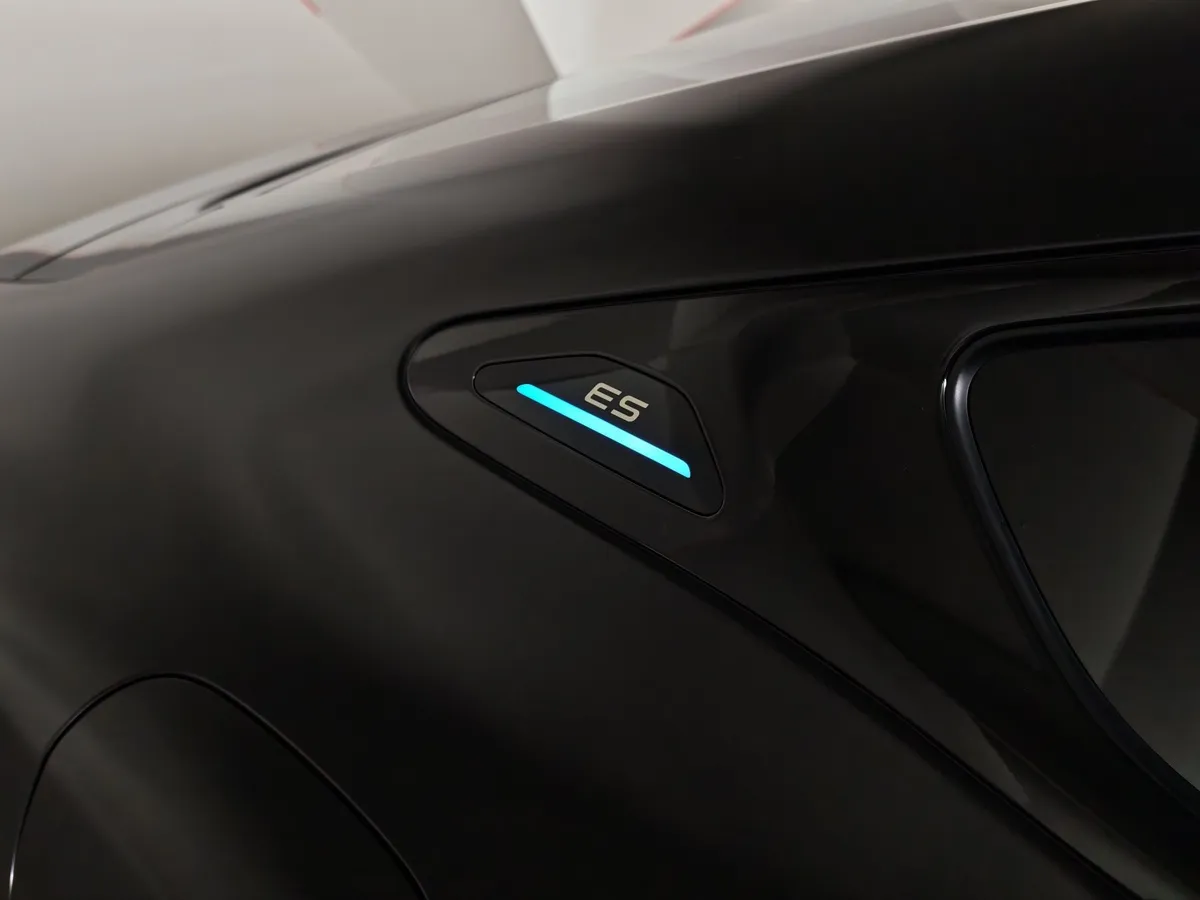 EXEED Exlantix ES 1.5 DHT 4WD (469 л.с.) GG Черный в АВИЛОН. Слайд №30