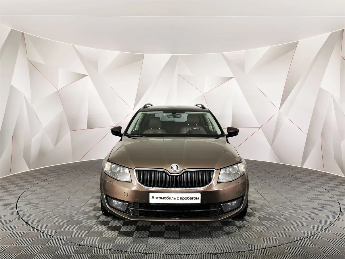 Skoda Octavia 1.8 TSI DSG 4x4 (180 л.с.) Elegance Коричневый в АВИЛОН. Слайд №7