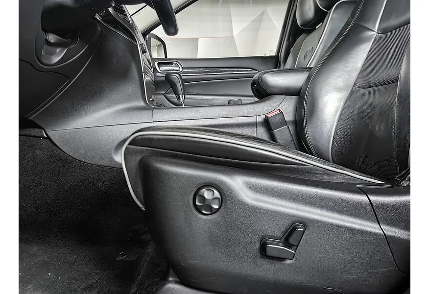 Jeep Grand Cherokee 3.6 AT AWD (286 л.с.) Overland Серый в АВИЛОН. Слайд №22