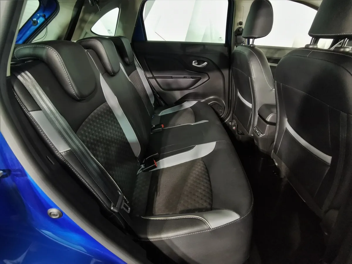 ВАЗ (Lada) XRAY Cross 1.6 CVT (113 л.с.) Синий в АВИЛОН. Слайд №14