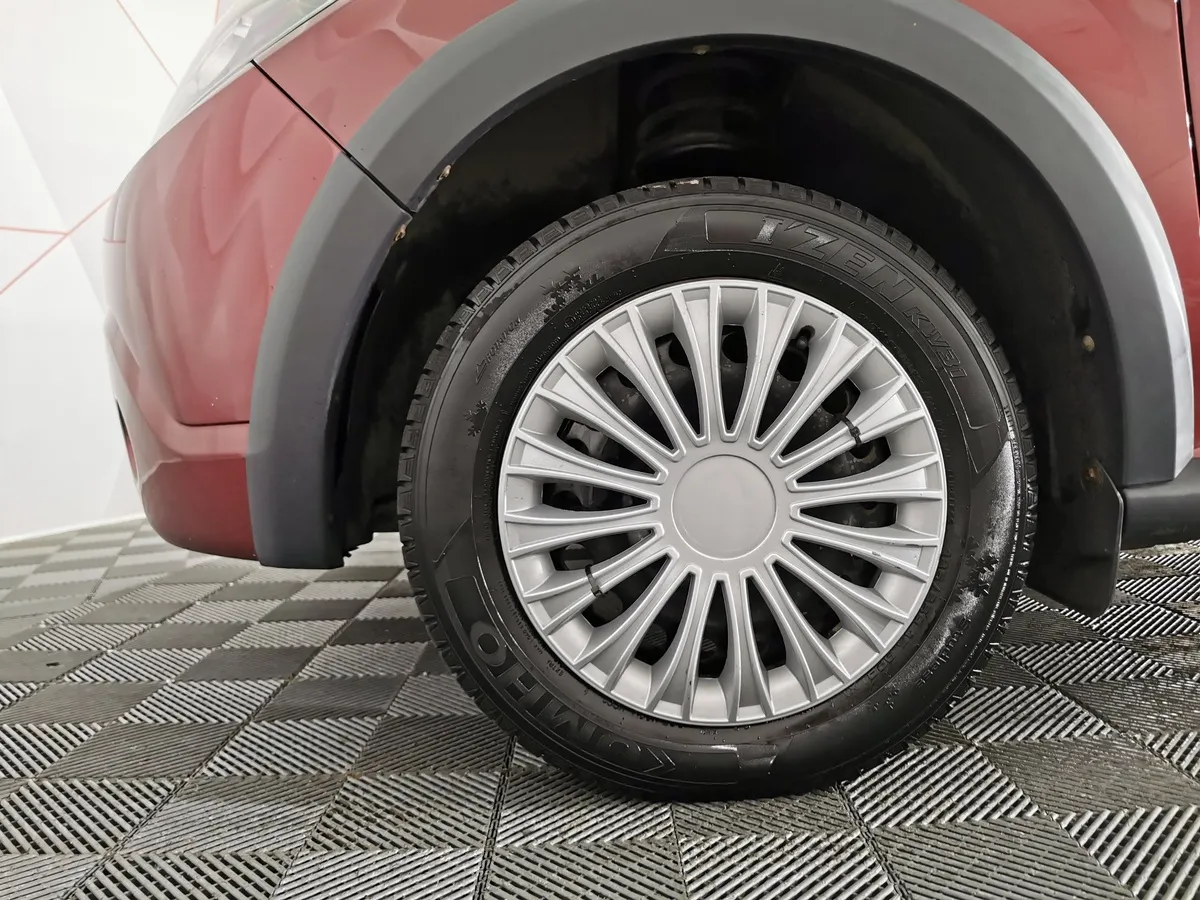 Renault Sandero 1.6 AT (103 л.с.) Stepway Красный в АВИЛОН. Слайд №9