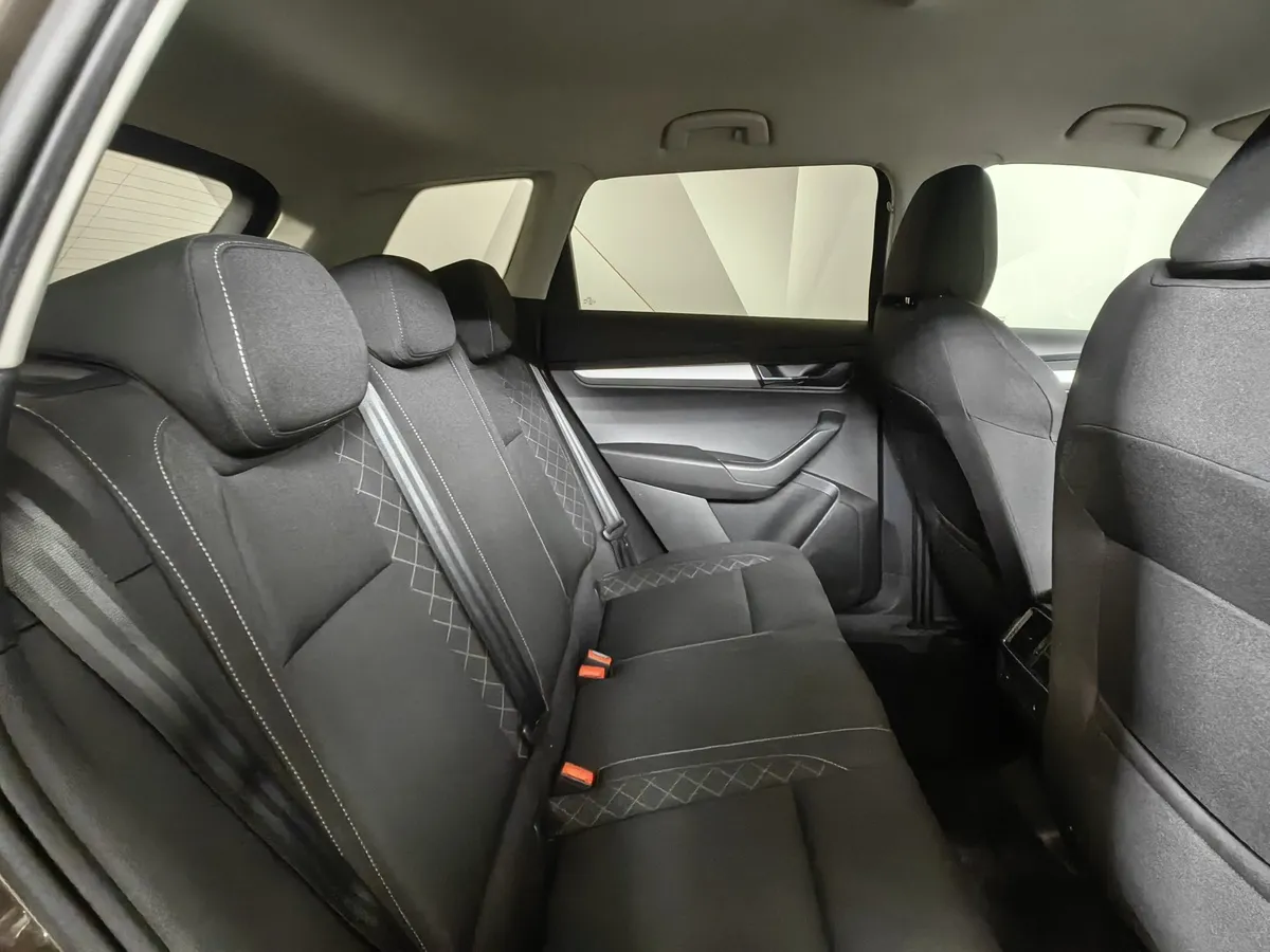 Skoda Karoq 1.4 AT FWD (150 л.с.) Ambition Коричневый в АВИЛОН. Слайд №16