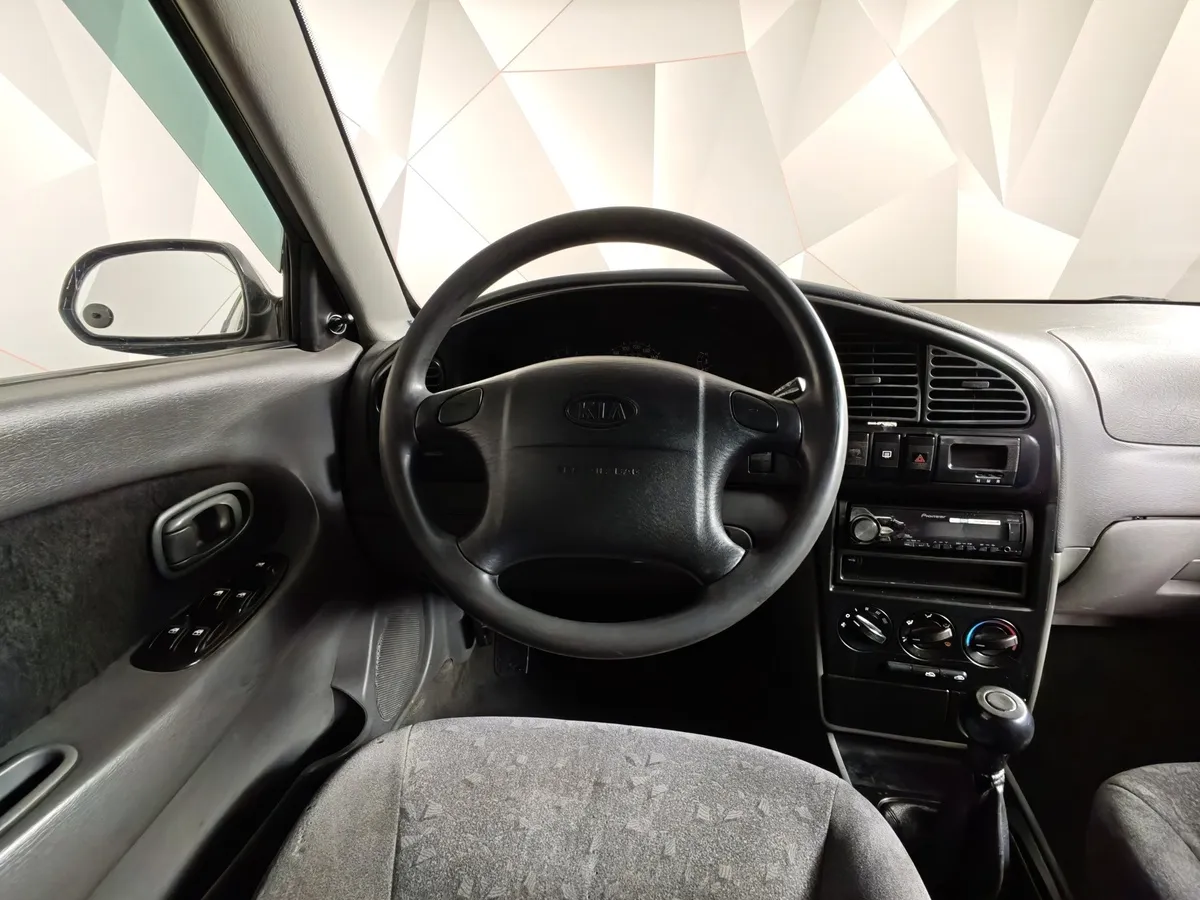 Kia Spectra 1.6 MT (101 л.с.) Красный в АВИЛОН. Слайд №19