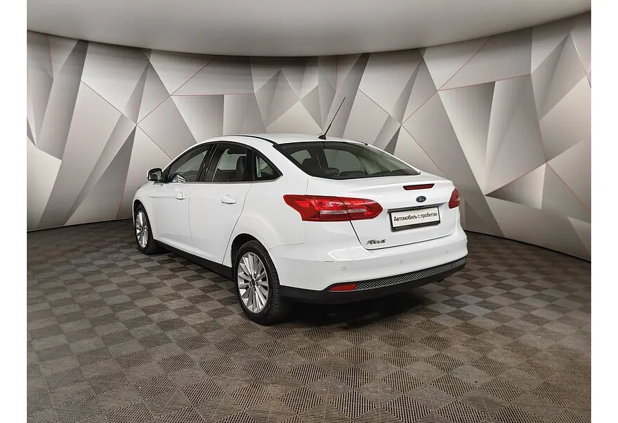 Ford Focus 1.6 PowerShift (125 л.с.) Titanium Белый в АВИЛОН. Слайд №4