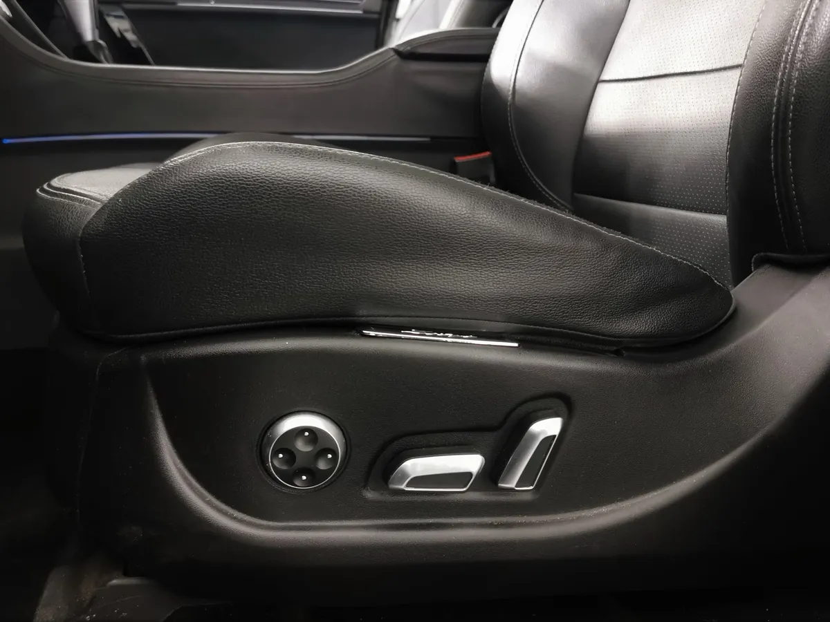 Zotye Coupa 1.5 AT FWD (143 л.с.) Royal Коричневый в АВИЛОН. Слайд №20
