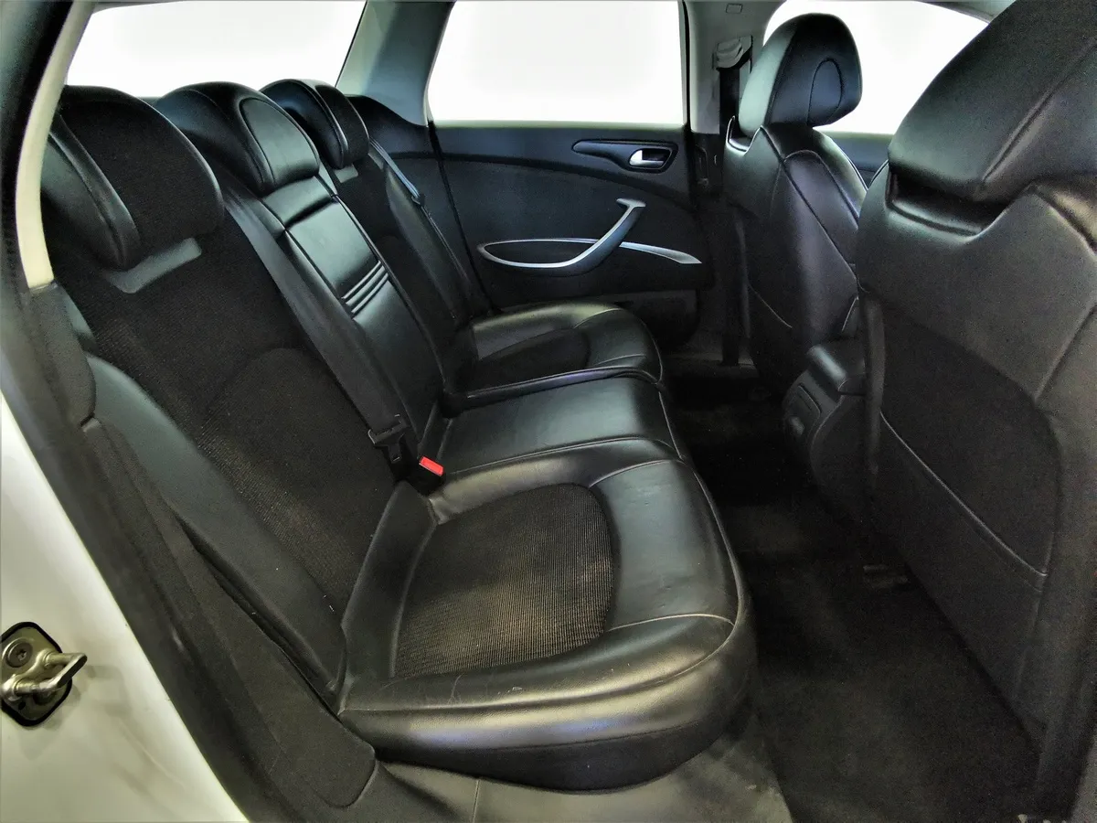 Citroen C5 1.6 THP AT (150 л.с.) Белый в АВИЛОН. Слайд №15