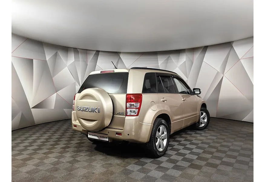 LIVE. Слайд №8