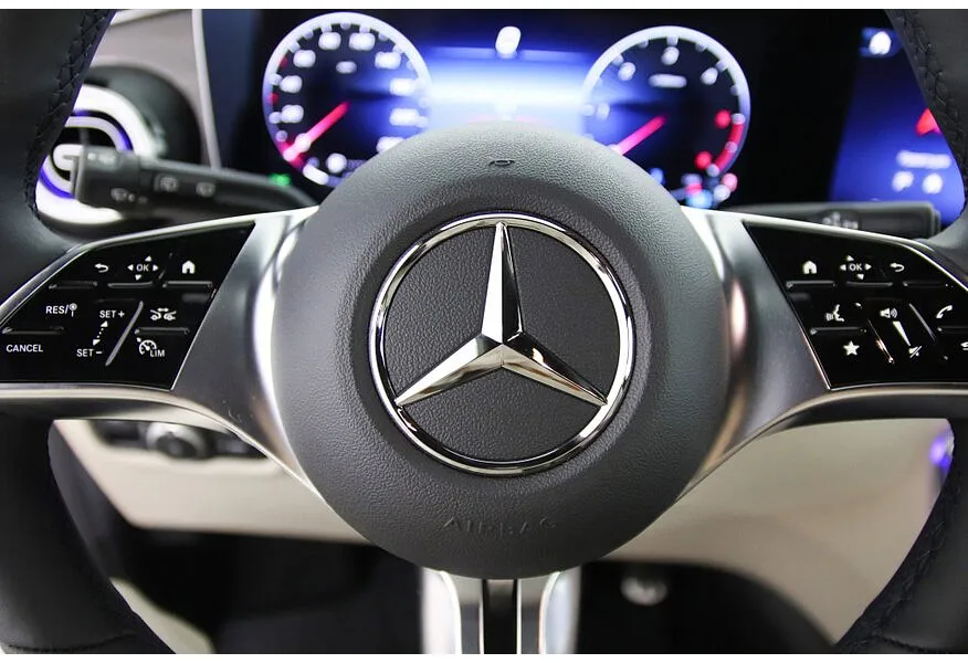 АВИЛОН - Mercedes-Benz V-Класс V 300 d L3 4MATIC 9G-TRONIC (237 л.с.) Черный - slide 13