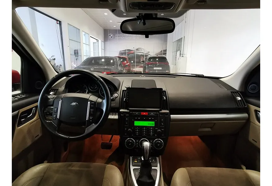 Land Rover Freelander 2.2 TD4 AT (150 л.с.) S Красный в АВИЛОН. Слайд №14