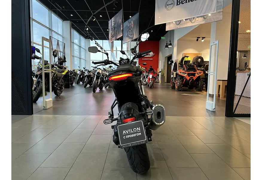 LIVE. Слайд №6