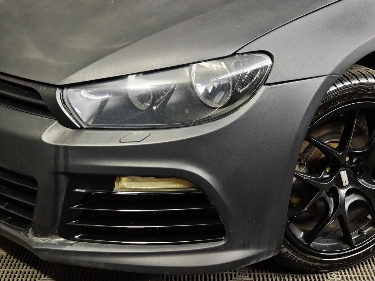 Volkswagen Scirocco 2.0 TSI DSG (210 л.с.) Черный в АВИЛОН. Слайд №10