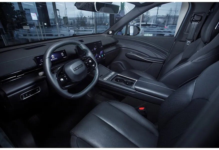 OMODA C7 1.6 DCT 4WD (150 л.с.) Ultimate Черный в АВИЛОН. Слайд №7