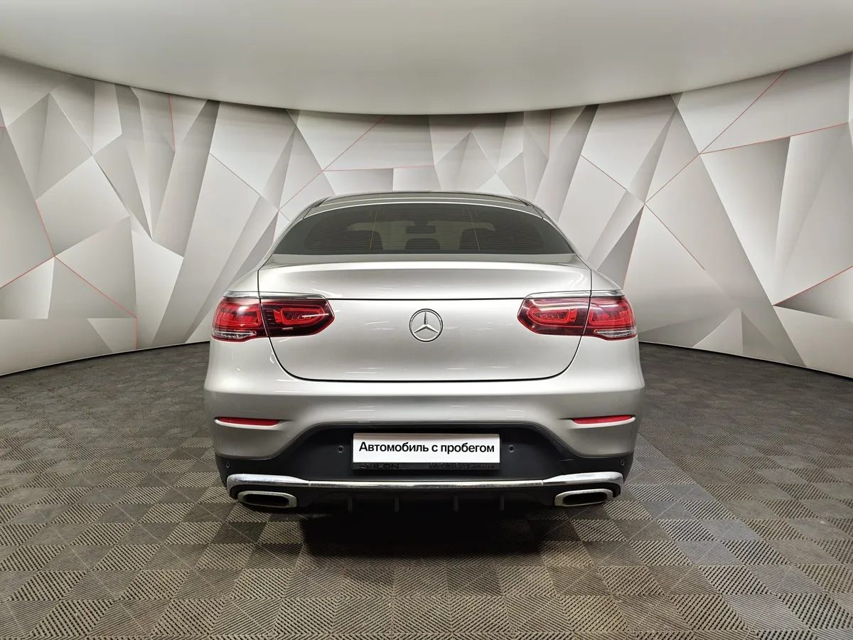 Mercedes-Benz GLC Купе 300 9G-TRONIC 4MATIC (249 л.с.) Sport Серебристый в АВИЛОН. Слайд №8