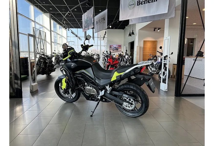 QJMOTOR SVT 650 645 см³ (76 л.с.) (76) 645 в АВИЛОН. Слайд №7 QJMOTOR SVT 650 645 см³ (76 л.с.) (76) 645 в АВИЛОН. Слайд №7