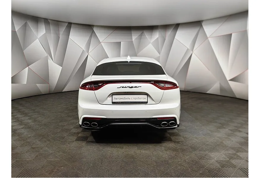 Kia Stinger 2.0 AT AWD (247 л.с.) Prestige Белый в АВИЛОН. Слайд №8
