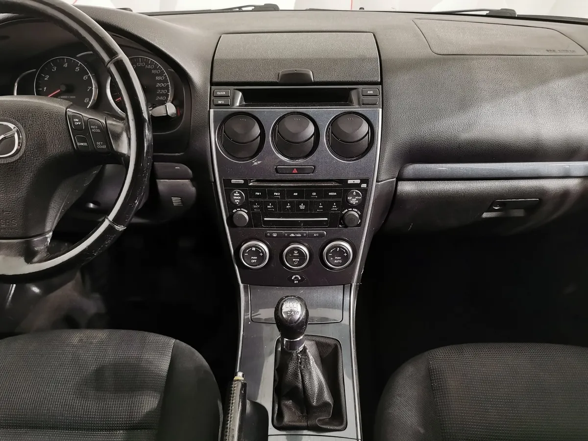Mazda 6 2.0 AT (147 л.с.) Серебристый в АВИЛОН. Слайд №12