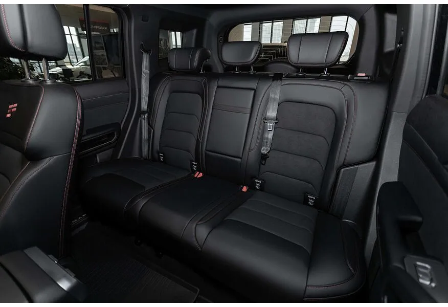 JETOUR T2 2.0T 8AT AWD (245 л.с.) Discovery Черный в АВИЛОН. Слайд №10