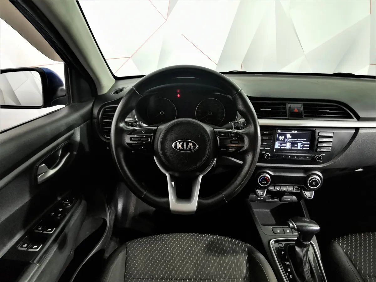 Kia Rio 1.6 AT (123 л.с.) Синий в АВИЛОН. Слайд №18