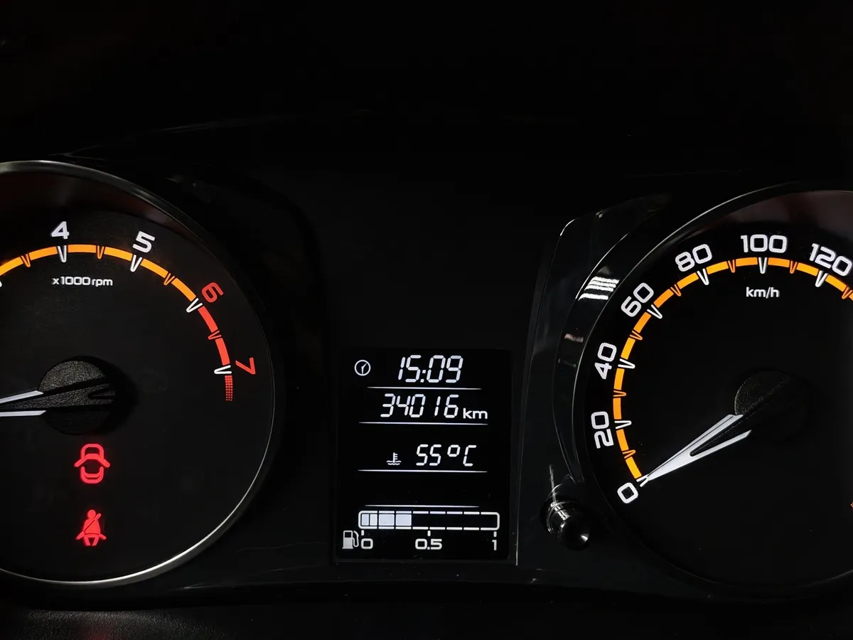 ВАЗ (Lada) Granta 1.6 MT 8кл (87 л.с.) Белый в АВИЛОН. Слайд №16