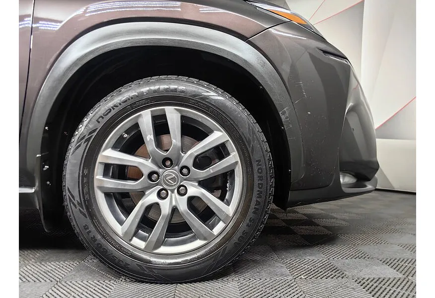 Lexus NX 200t АТ AWD (238 л.с.) Бежевый в АВИЛОН. Слайд №19