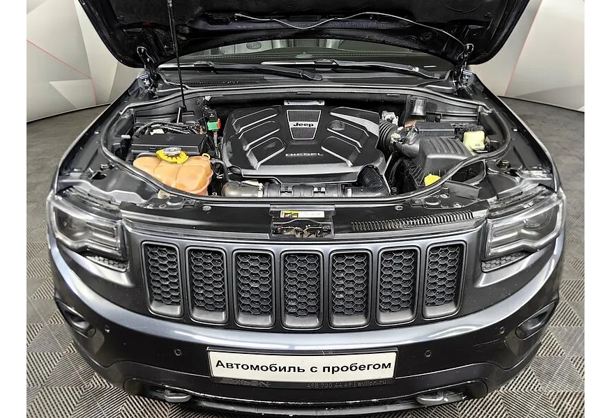 Jeep Grand Cherokee 3.0 TD AT (241 л.с.) Overland Серый в АВИЛОН. Слайд №10