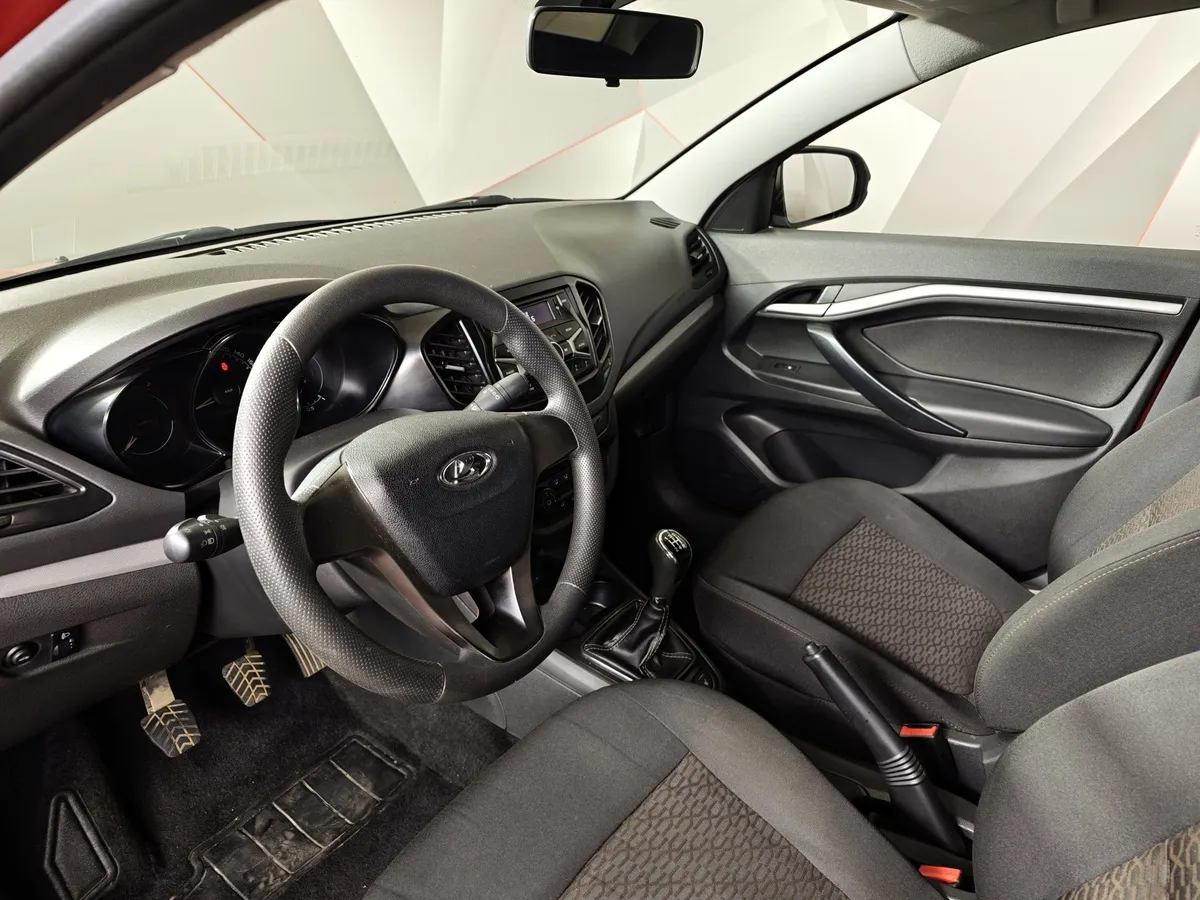 ВАЗ (Lada) Vesta 1.6 MT (106 л.с.) Красный в АВИЛОН. Слайд №18