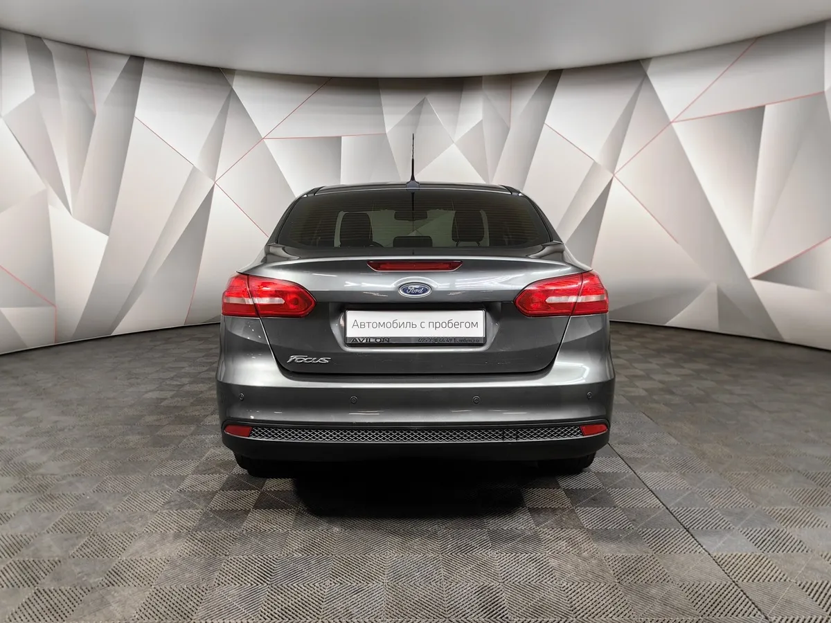 Ford Focus 1.6 PowerShift (125 л.с.) Titanium Серый в АВИЛОН. Слайд №8