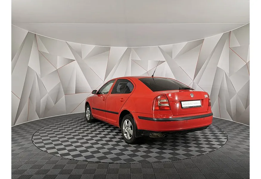Skoda Octavia 1.6 Tiptronic (102 л.с.) Красный в АВИЛОН. Слайд №4