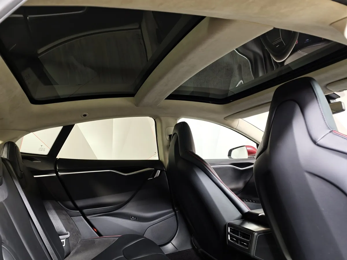 Tesla Model S 85 Performance (421 л.с.) Красный в АВИЛОН. Слайд №21