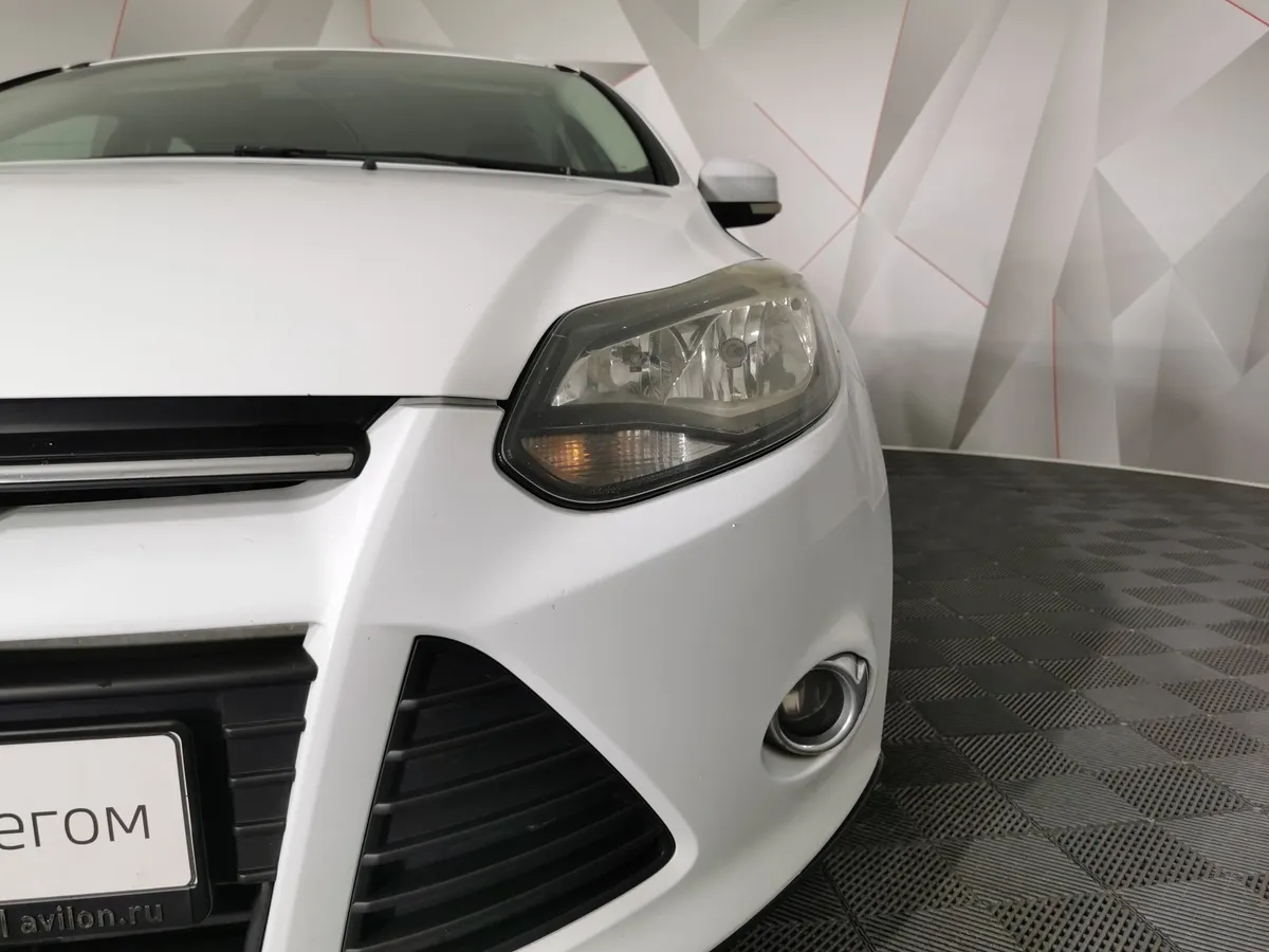 Ford Focus 2.0 PowerShift (150 л.с.) Titanium Белый в АВИЛОН. Слайд №9
