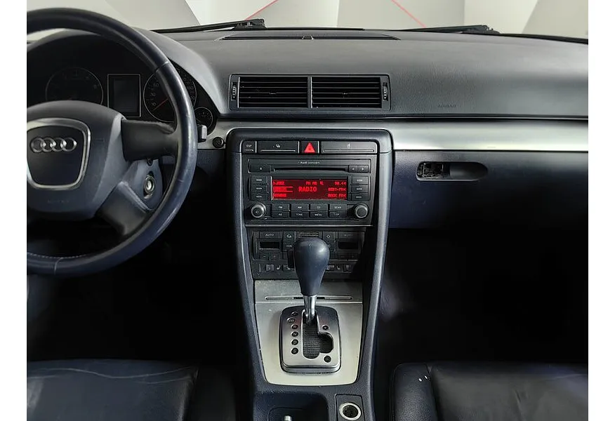 Audi A4 2.0 multitronic (130 л.с.) Белый в АВИЛОН. Слайд №12