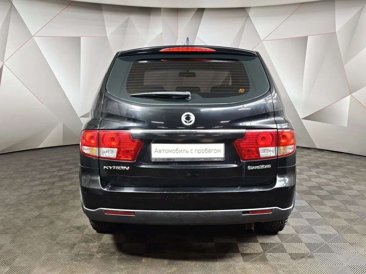 SsangYong Kyron 2.0 Xdi MT 4WD (141 л.с.) Черный в АВИЛОН. Слайд №8