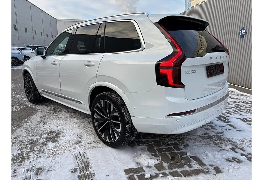 Volvo XC90 2.0 B6 mild hybrid AT AWD (7 мест) (300 л.с.) Ultra Bright Белый в АВИЛОН. Слайд №3 Volvo XC90 2.0 B6 mild hybrid AT AWD (7 мест) (300 л.с.) Ultra Bright Белый в АВИЛОН. Слайд №3