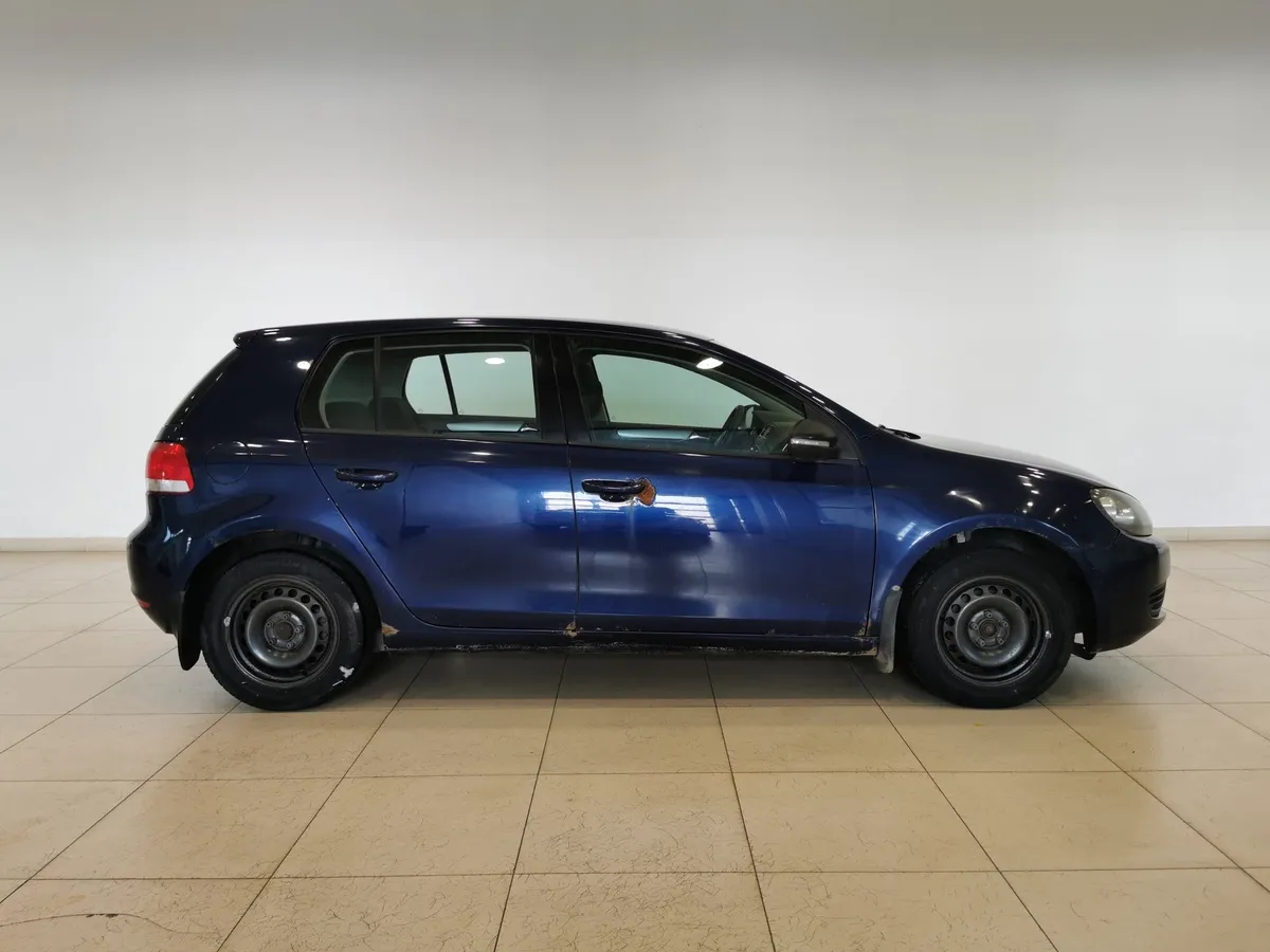 Volkswagen Golf 1.2 TSI MT (85 л.с.) Trendline Синий в АВИЛОН. Слайд №6