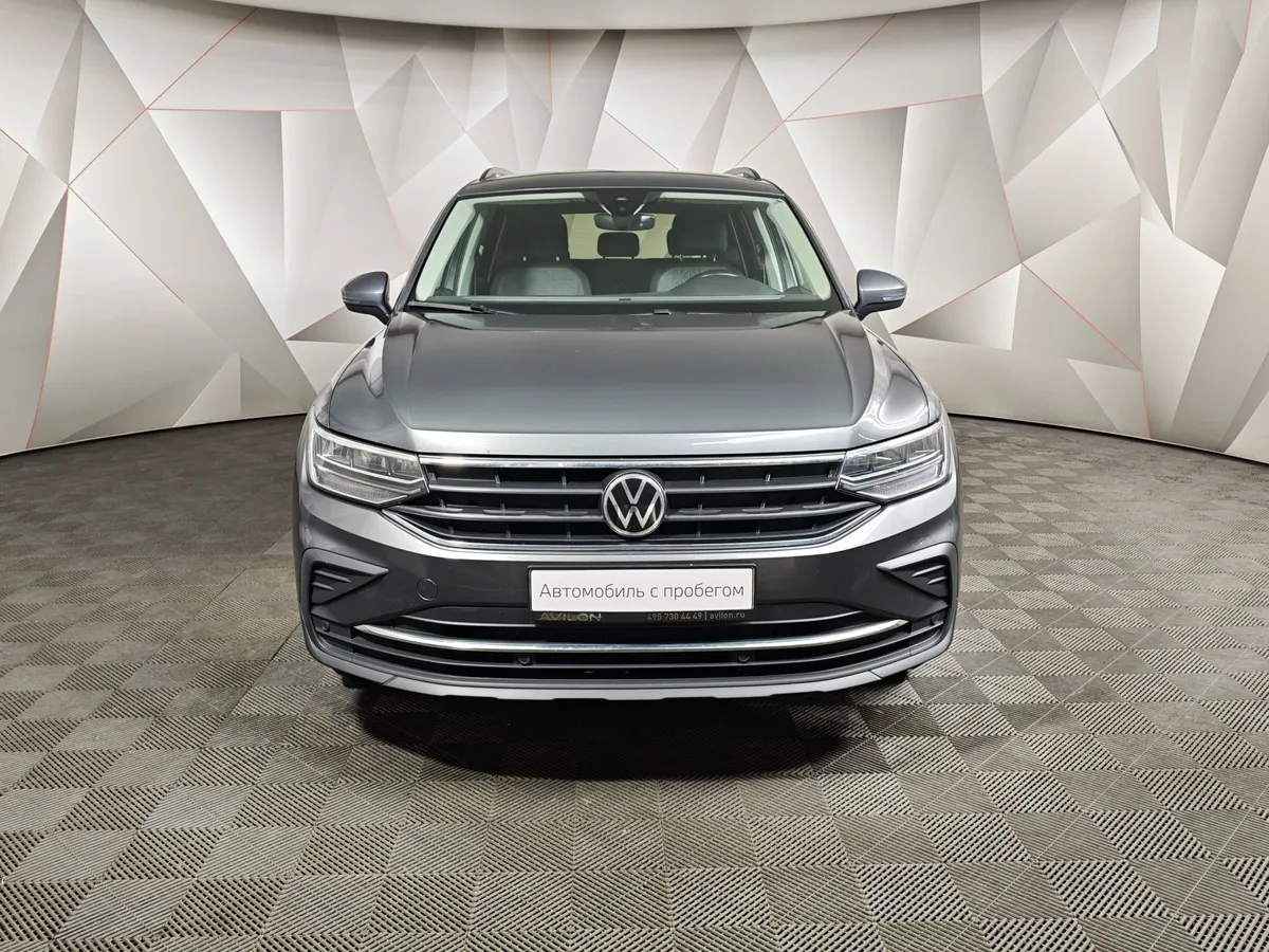 Volkswagen Tiguan 1.4 TSI BlueMotion DSG (150 л.с.) Comfortline Серый в АВИЛОН. Слайд №7