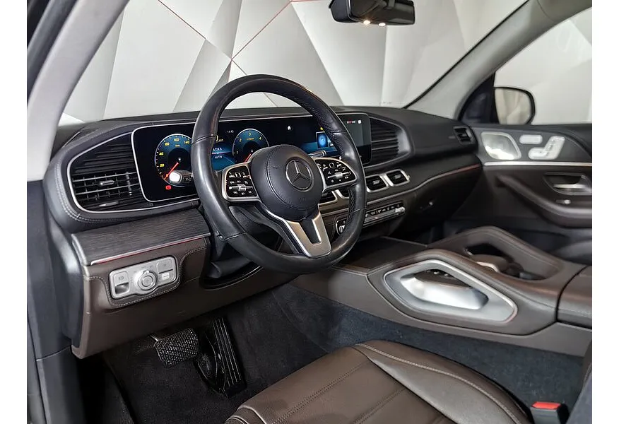 Mercedes-Benz GLE 300 d 4MATIC 9G-TRONIC (245 л.с.) Sport Plus Черный в АВИЛОН. Слайд №19
