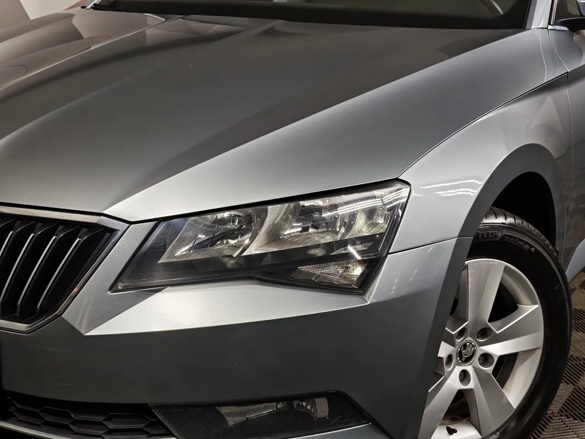 Skoda Superb 1.4 TSI DSG (150 л.с.) Серый в АВИЛОН. Слайд №10