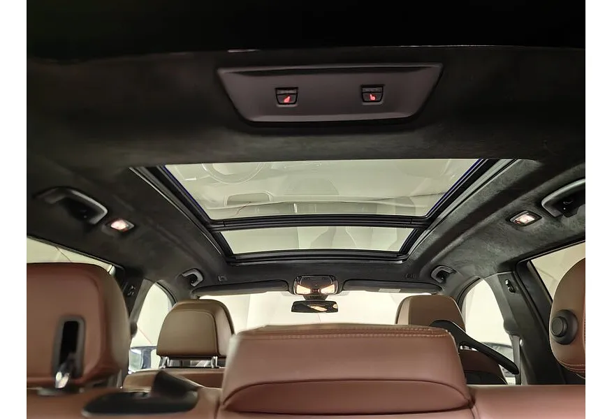 BMW X7 xDrive40d Steptronic (340 л.с.) M Sport Pro Черный в АВИЛОН. Слайд №18