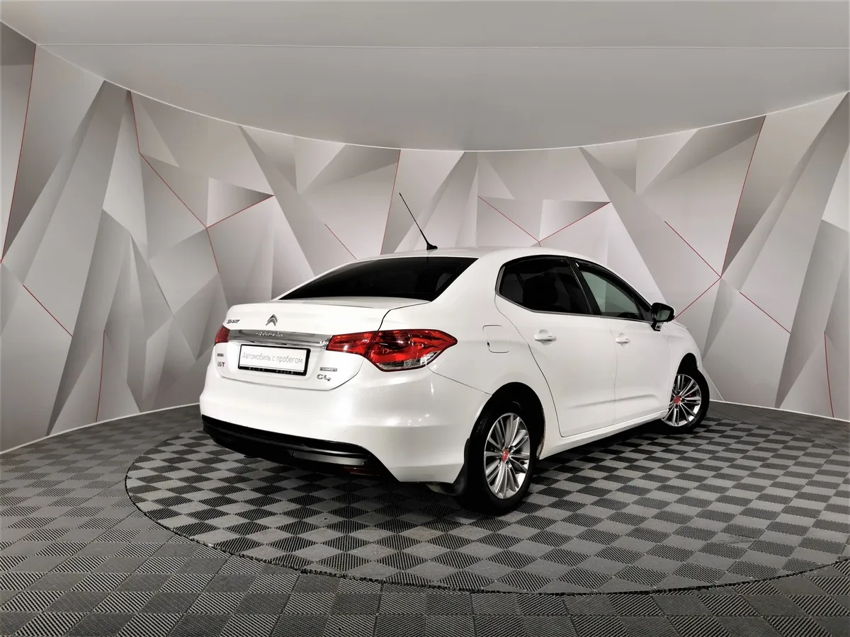 Citroen C4 1.6 THP AT (150 л.с.) Белый в АВИЛОН. Слайд №2