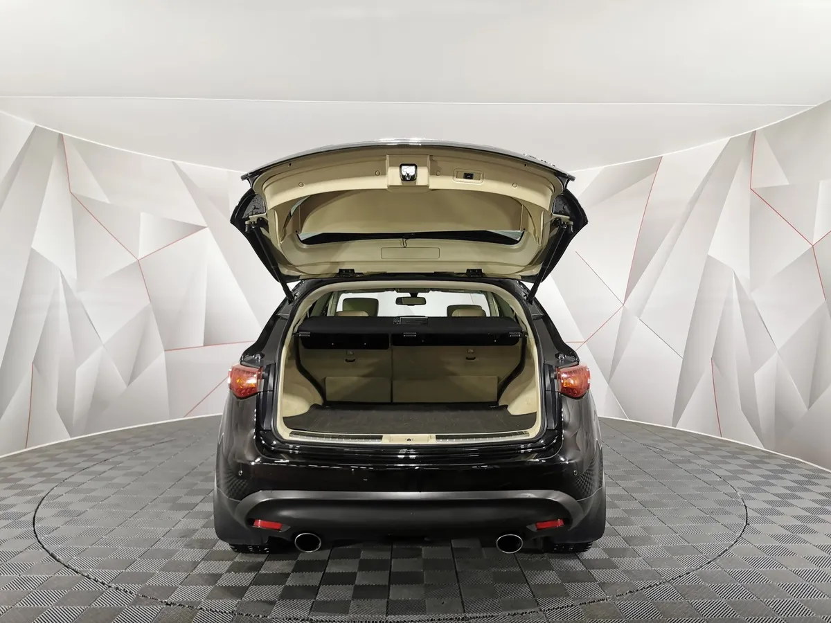 Infiniti QX70 3.7 AT AWD (333 л.с.) Черный в АВИЛОН. Слайд №11