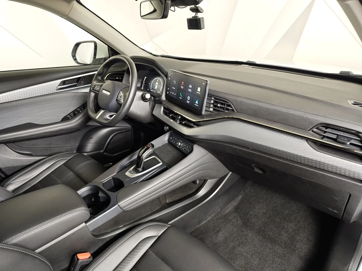 Haval F7x 2.0T AWD 7DCT (190 л.с.) Premium Белый в АВИЛОН. Слайд №13
