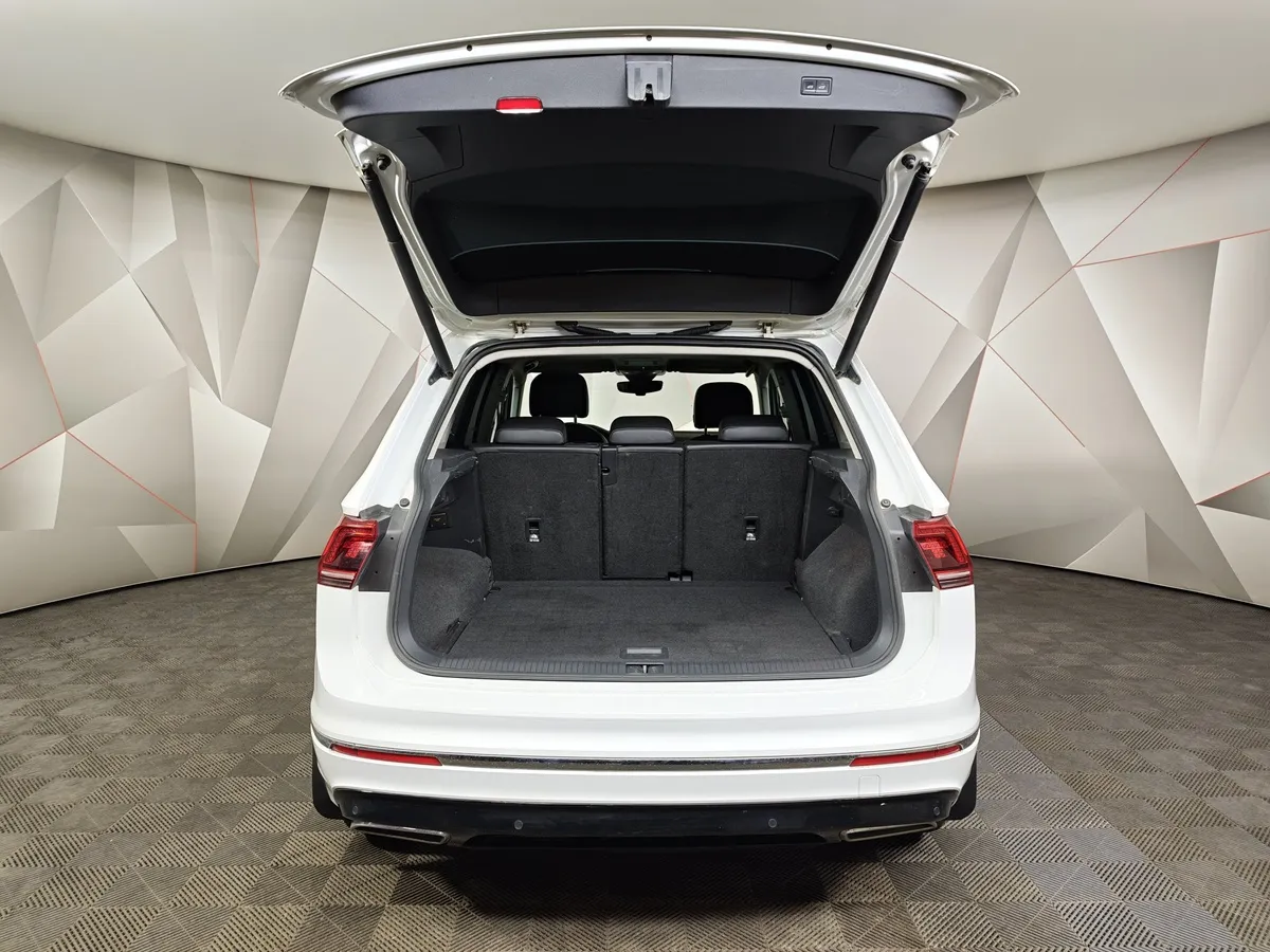 Volkswagen Tiguan 2.0 TSI 4Motion DSG (220 л.с.) Sportline Белый в АВИЛОН. Слайд №11