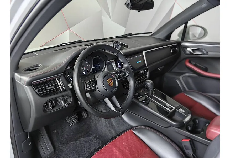 Porsche Macan 2.0 TFSI AMT 4WD (265 л.с.) R4 Белый в АВИЛОН. Слайд №17