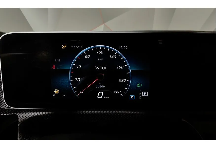 АВИЛОН - Mercedes-Benz A-Класс A 200 7G-DCT (150 л.с.) Progressive Черный - slide 20