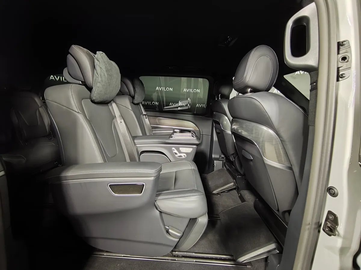 Mercedes-Benz V-Класс V 300 d L3 4MATIC 9G-TRONIC (237 л.с.) Серый в АВИЛОН. Слайд №18