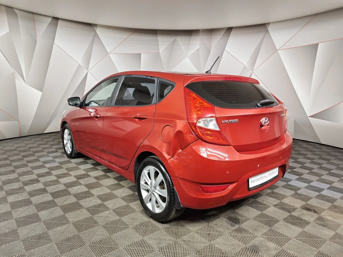 Hyundai Solaris 1.6 AT (123 л.с.) Active Красный в АВИЛОН. Слайд №4
