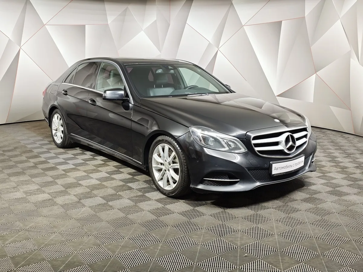 Mercedes-Benz E-Класс E 400 4Matic 7G-Tronic Plus (333 л.с.) Черный в АВИЛОН. Слайд №3